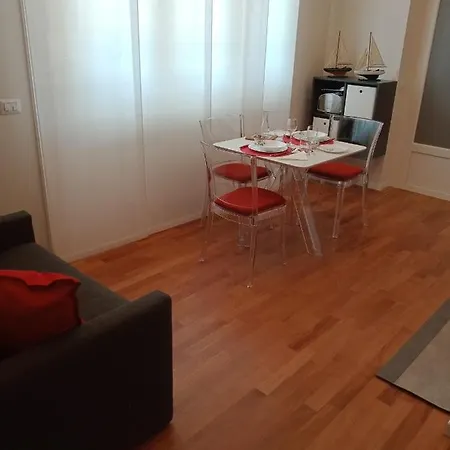 Miralago Apartment