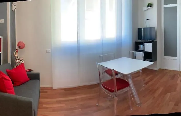 Апартаменты Miralago *